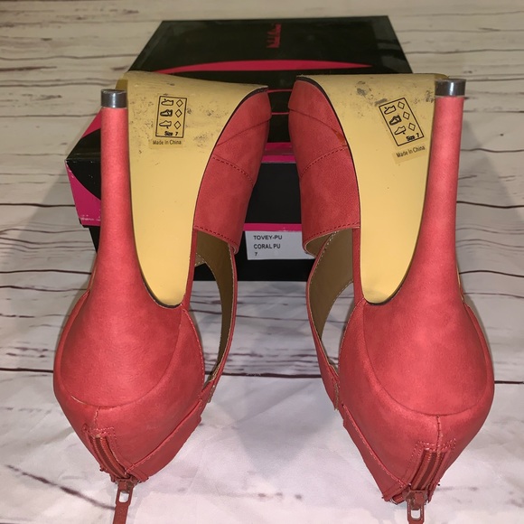 High heel coral shoes - Picture 4 of 4